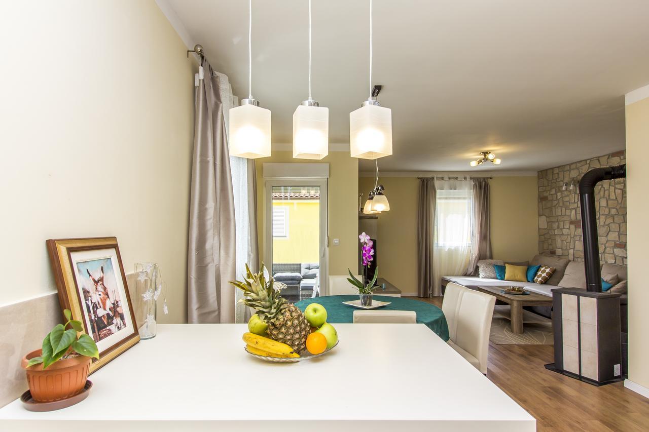 Apartman Maxim Διαμέρισμα Πούλα Εξωτερικό φωτογραφία
