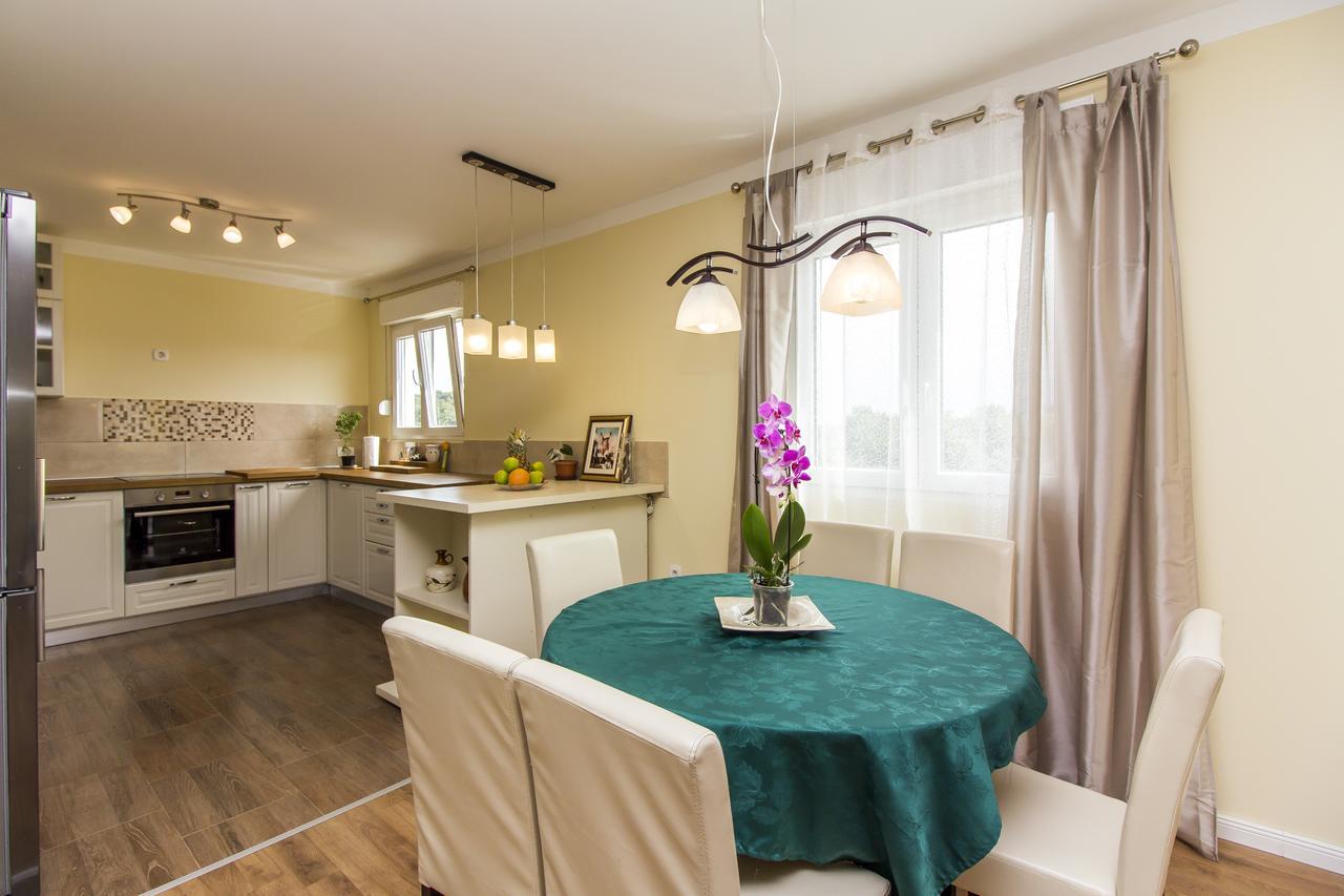 Apartman Maxim Διαμέρισμα Πούλα Εξωτερικό φωτογραφία