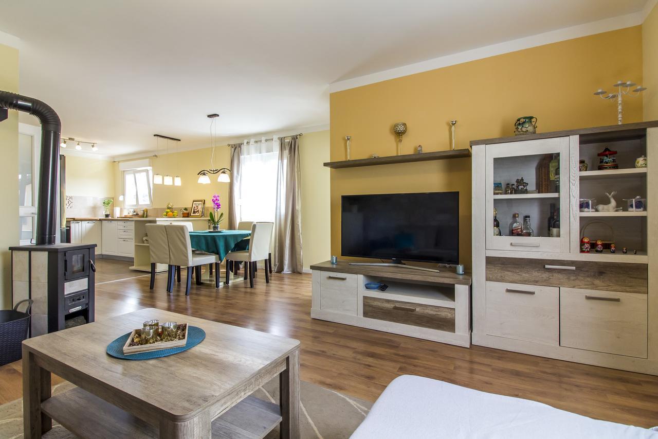 Apartman Maxim Διαμέρισμα Πούλα Εξωτερικό φωτογραφία
